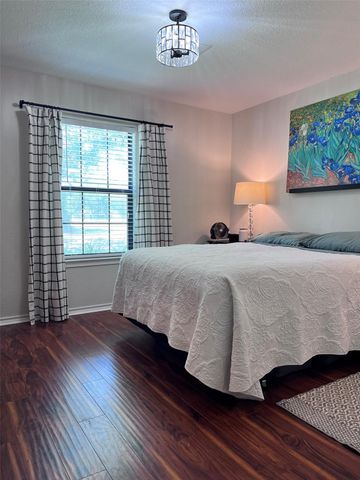 200 Mimosa, Onalaska, TX 77360