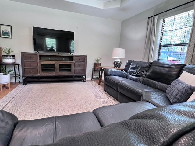 200 Mimosa, Onalaska, TX 77360