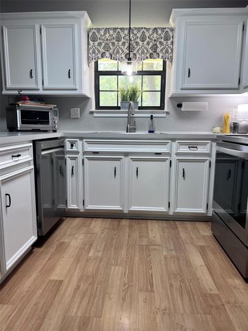 200 Mimosa, Onalaska, TX 77360