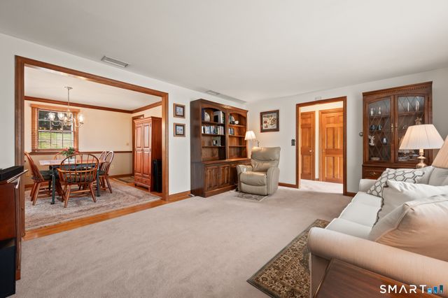 1 Steepleview Drive, East Hampton, CT 06424