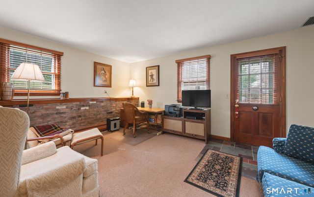 1 Steepleview Drive, East Hampton, CT 06424