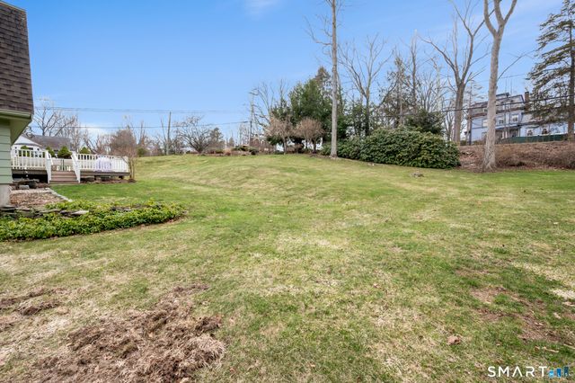 1 Steepleview Drive, East Hampton, CT 06424