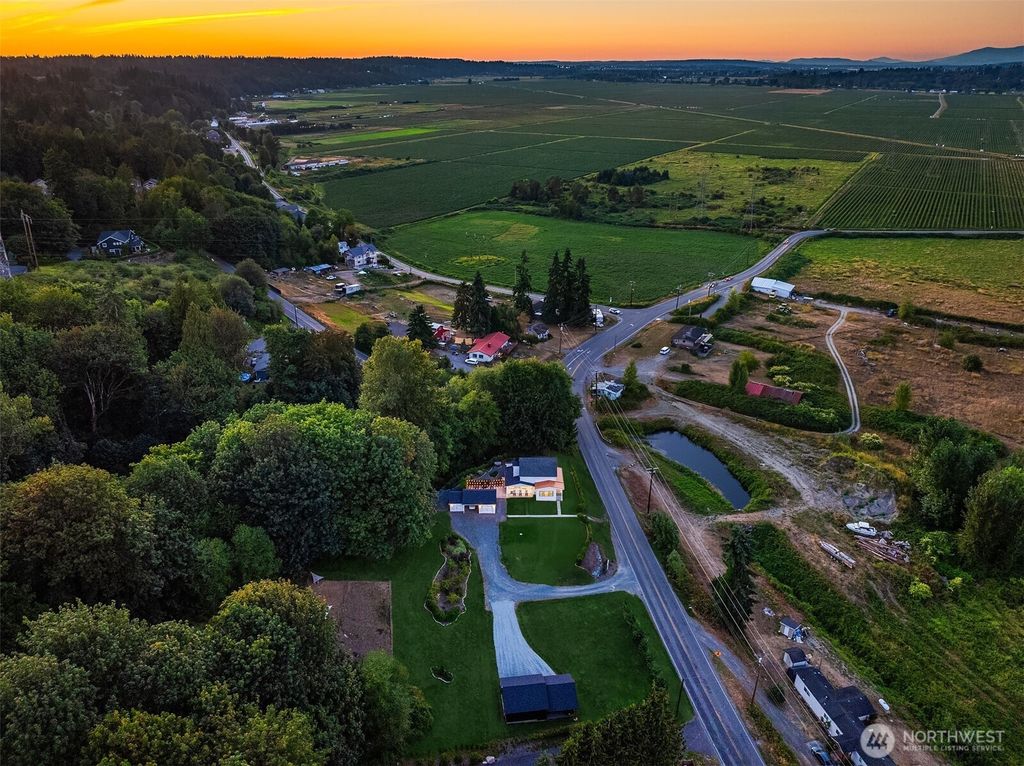 6514 E Lowell Larimer Road, Snohomish, WA 98296