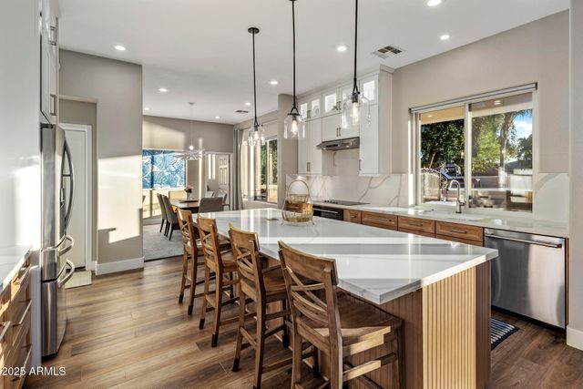 813 E FIELDSTONE Place, Chandler, AZ 85249