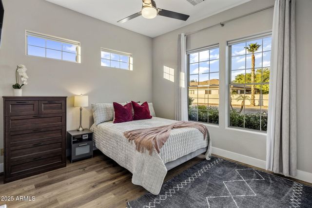 813 E FIELDSTONE Place, Chandler, AZ 85249