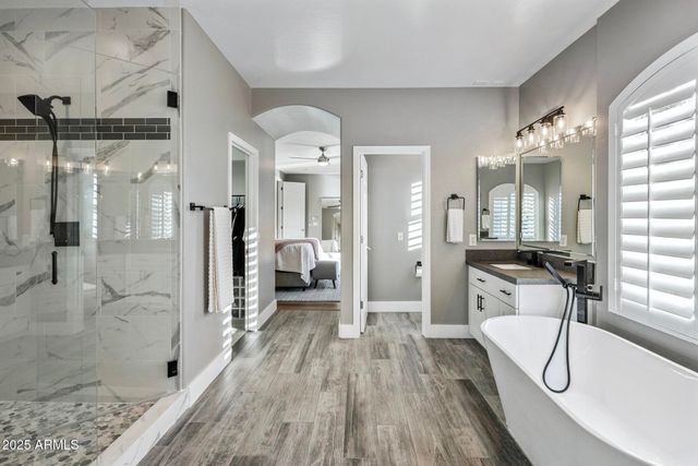 813 E FIELDSTONE Place, Chandler, AZ 85249