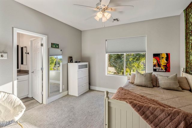 813 E FIELDSTONE Place, Chandler, AZ 85249