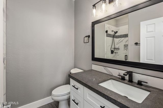 813 E FIELDSTONE Place, Chandler, AZ 85249