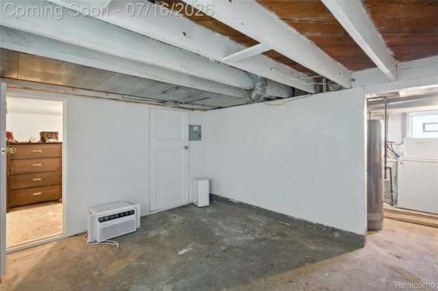 306 N Kenwood Avenue, Royal Oak, MI 48067