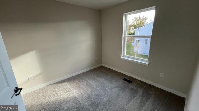 839 PECAN RD, Spring City, PA 19475