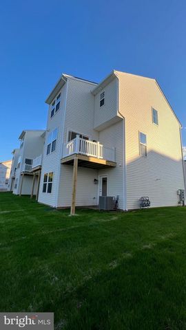 839 PECAN RD, Spring City, PA 19475