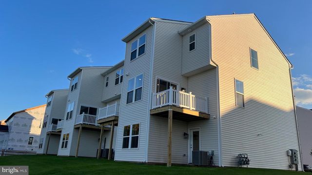 839 PECAN RD, Spring City, PA 19475