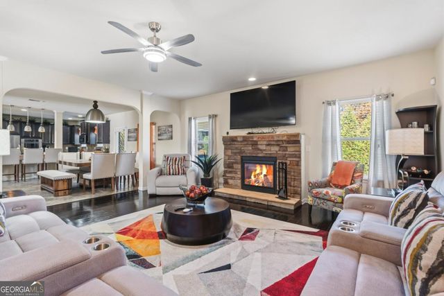 416 Union Grove Way, Mcdonough, GA 30252