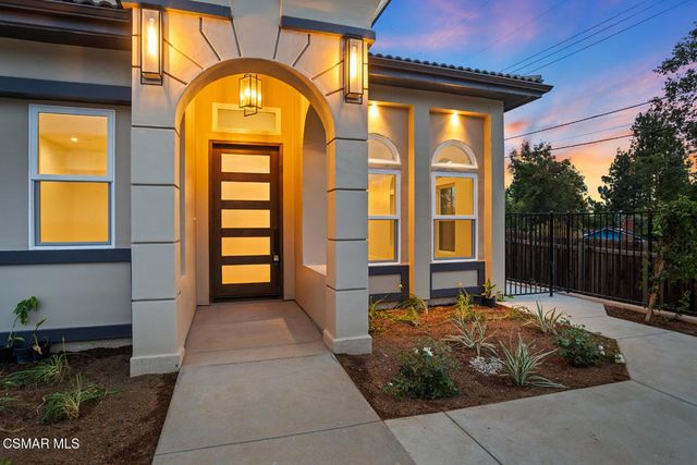 295 Toyon Court, Thousand Oaks, CA 91362