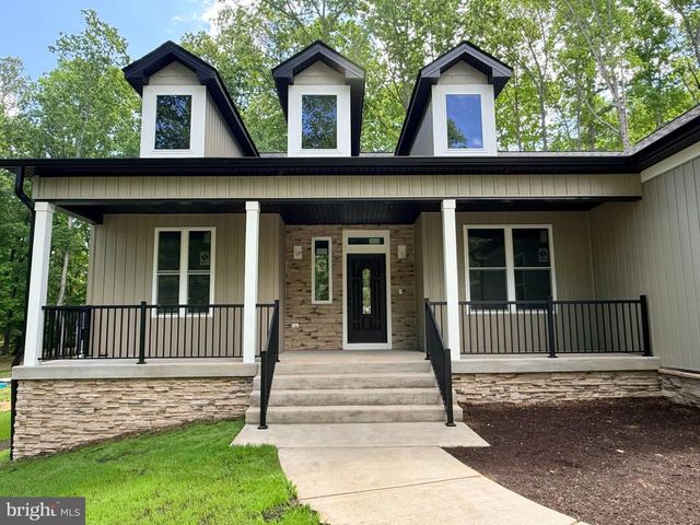 1231 LAKEVIEW PKWY, Locust Grove, VA 22508