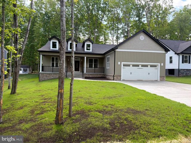 1231 LAKEVIEW PKWY, Locust Grove, VA 22508