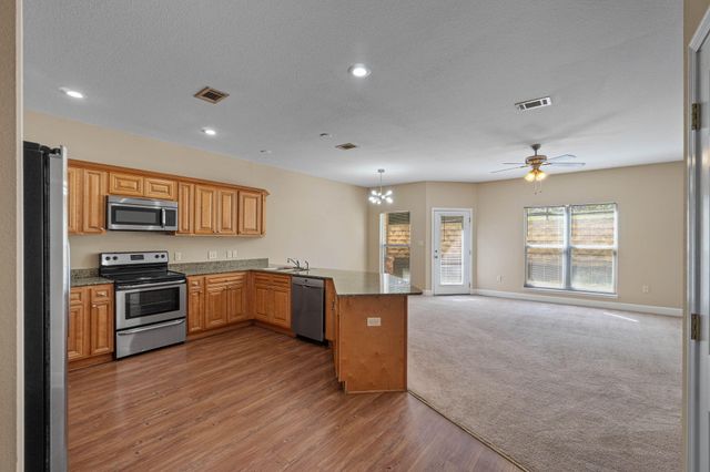 511 Arbor Lake Drive, Crestview, FL 32536