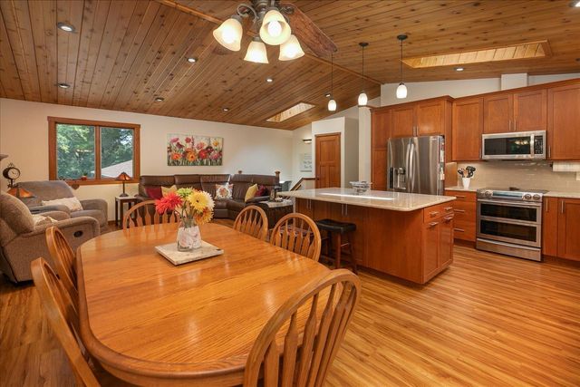 2222 Schmidt Court SE, Rochester, MN 55904