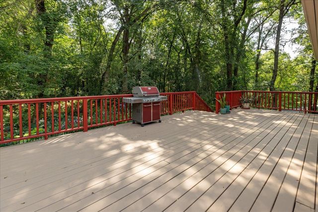 2222 Schmidt Court SE, Rochester, MN 55904