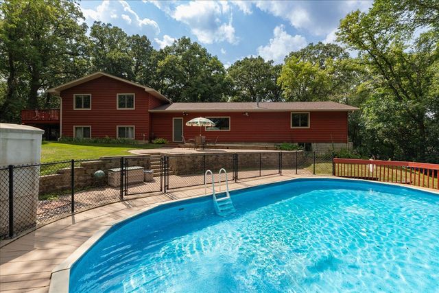 2222 Schmidt Court SE, Rochester, MN 55904