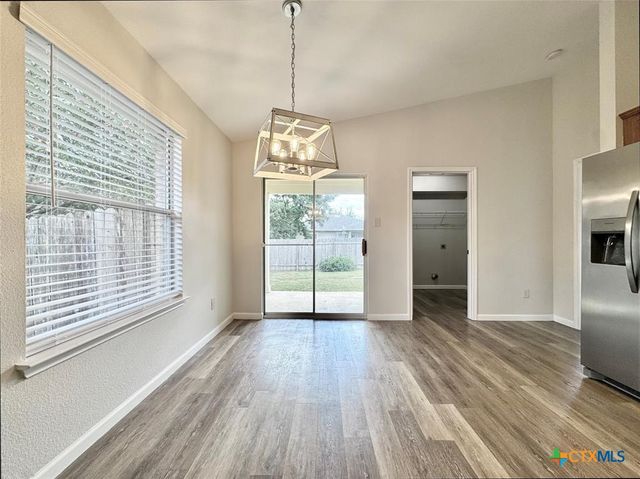 916 Gentry Drive, Leander, TX 78641