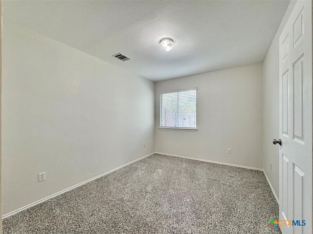 916 Gentry Drive, Leander, TX 78641