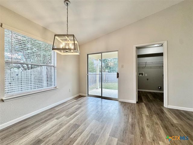 916 Gentry Drive, Leander, TX 78641