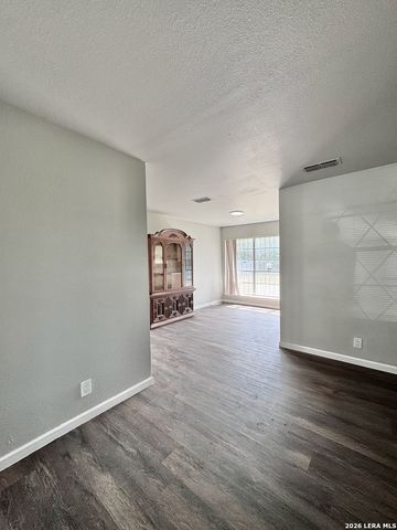 4811 Castle Strm, San Antonio, TX 78218