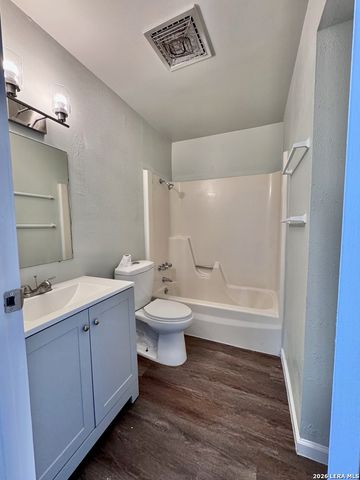 4811 Castle Strm, San Antonio, TX 78218