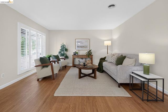 16125 Via Lupine, San Lorenzo, CA 94580