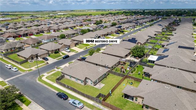 3042 Besterio Dr, Corpus Christi, TX 78415