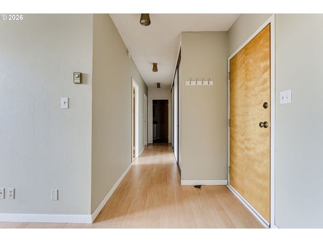 1313 LINCOLN St 401, Eugene, OR 97401