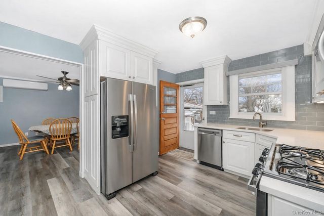 60 Easton Avenue, North Babylon, NY 11703