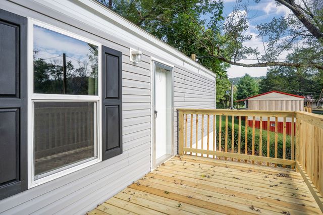 378 Cherokee Cir, Sparta, TN 38583