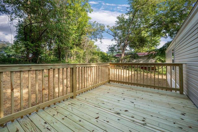 378 Cherokee Cir, Sparta, TN 38583