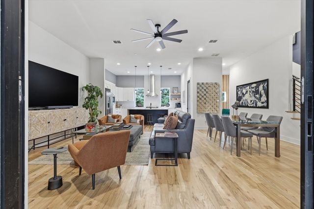 356 Foch Street, Fort Worth, TX 76107