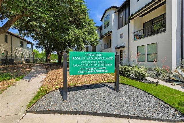 356 Foch Street, Fort Worth, TX 76107