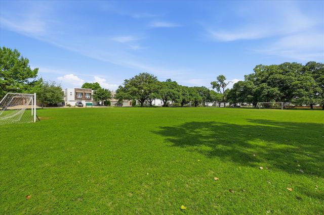 356 Foch Street, Fort Worth, TX 76107