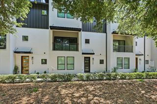 356 Foch Street, Fort Worth, TX 76107
