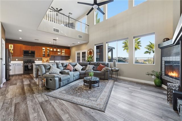 4424 Rockaway Beach Street, Las Vegas, NV 89129