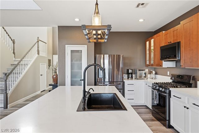 4424 Rockaway Beach Street, Las Vegas, NV 89129