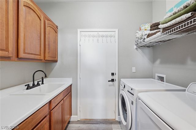 4424 Rockaway Beach Street, Las Vegas, NV 89129