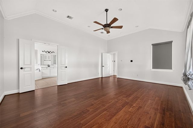 3831 Lakeridge Canyon Drive, Sugar Land, TX 77498