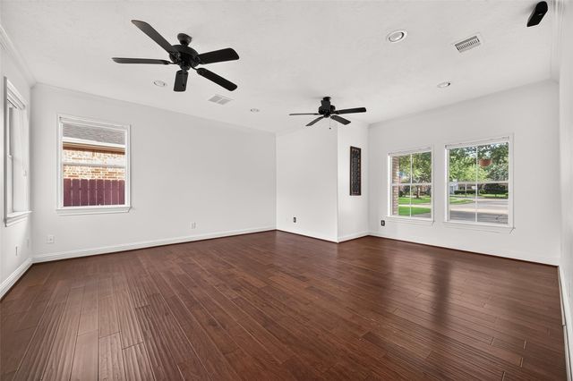 3831 Lakeridge Canyon Drive, Sugar Land, TX 77498