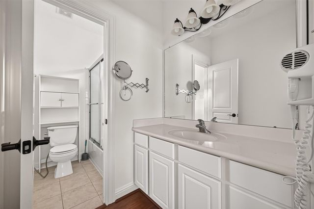 3831 Lakeridge Canyon Drive, Sugar Land, TX 77498