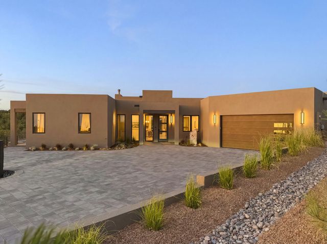 1793 Calle Arbolitos, Santa Fe, NM 87506