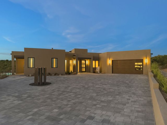 1793 Calle Arbolitos, Santa Fe, NM 87506
