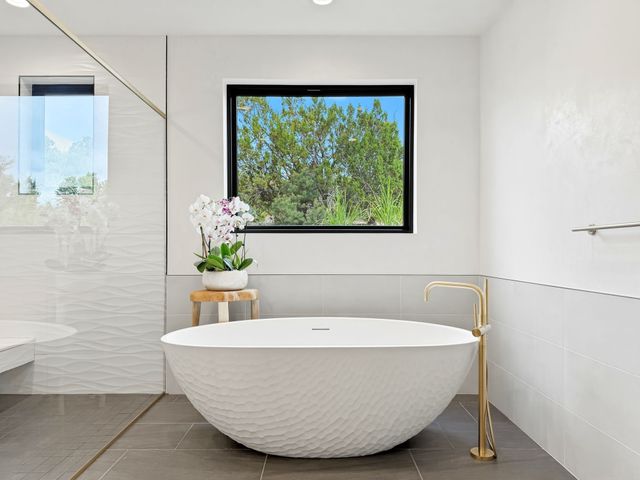 1793 Calle Arbolitos, Santa Fe, NM 87506