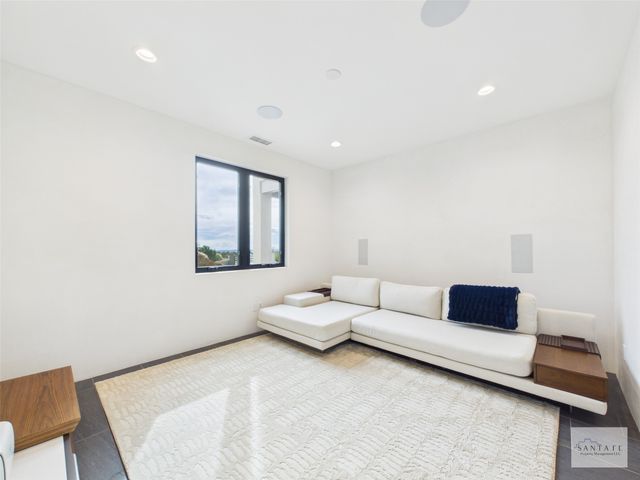 1793 Calle Arbolitos, Santa Fe, NM 87506