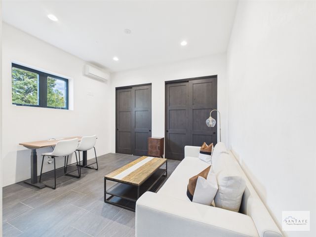 1793 Calle Arbolitos, Santa Fe, NM 87506